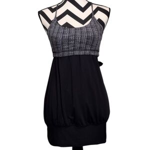 Lululemon Black White Halter Babydoll Y2K Training Running Athletic Tank Top Sz6